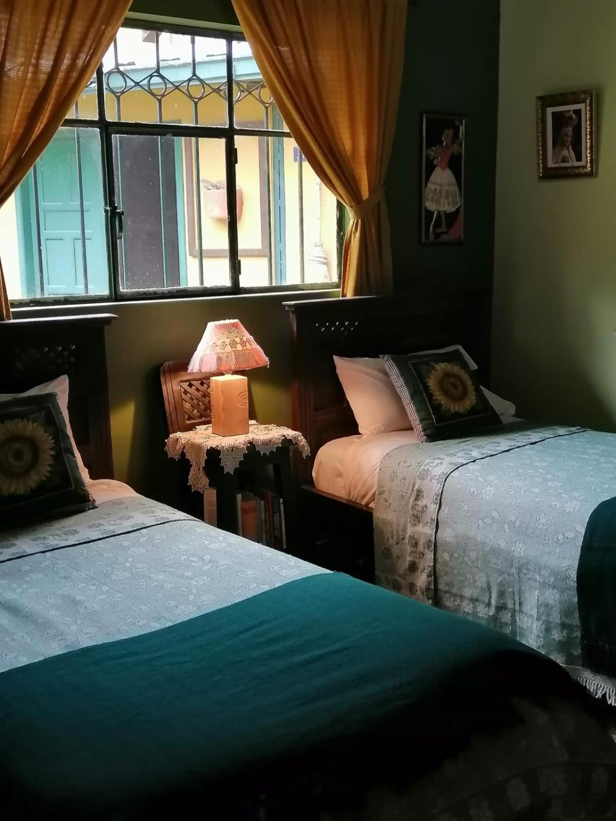 Hostal Saint Mary'S タバベラ エクステリア 写真